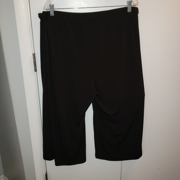 Carole Little woman 2X black jersey gaucho crop - Picture 2 of 5